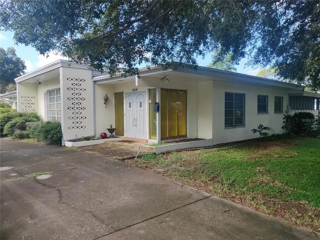 330 60th Street N St Petersburg FL 33710