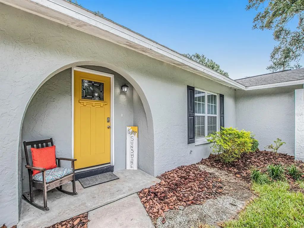 902 Monroe Street Plant City FL 33563