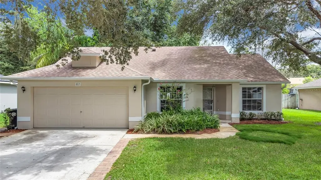 883 Lake Jackson Circle Apopka FL 32703