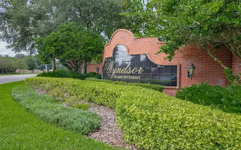 2690 Wyndsor Oaks Place Winter Haven FL 33884
