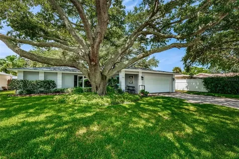 8660 134th Street Seminole FL 33776