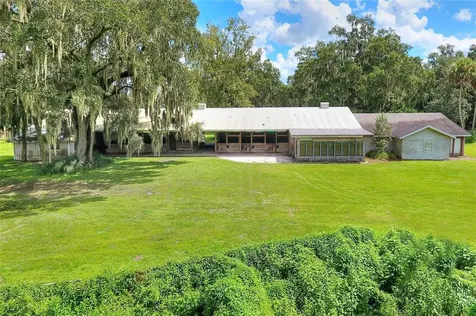 1083 Cowart Road Plant City FL 33567