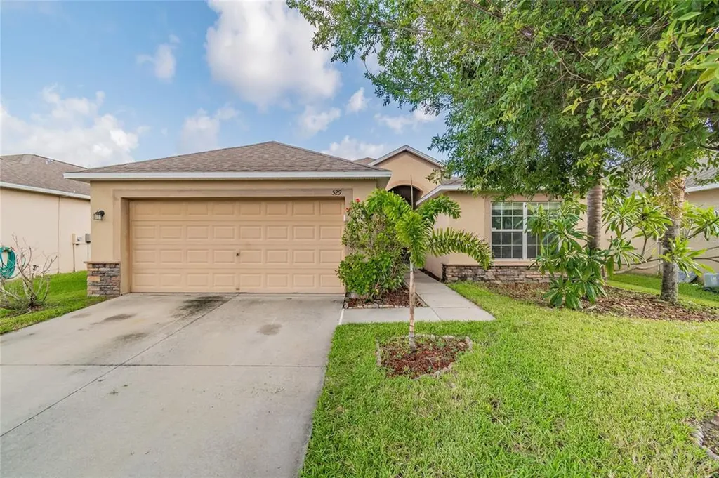 529 19th Street NW Ruskin FL 33570
