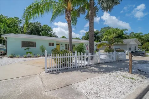 6450 Gulfport Boulevard S South Pasadena FL 33707