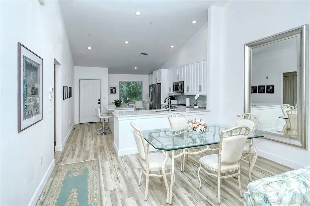 8735 Olde Hickory Avenue Sarasota FL 34238
