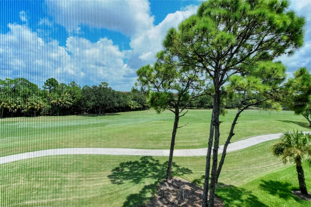 8735 Olde Hickory Avenue Sarasota FL 34238
