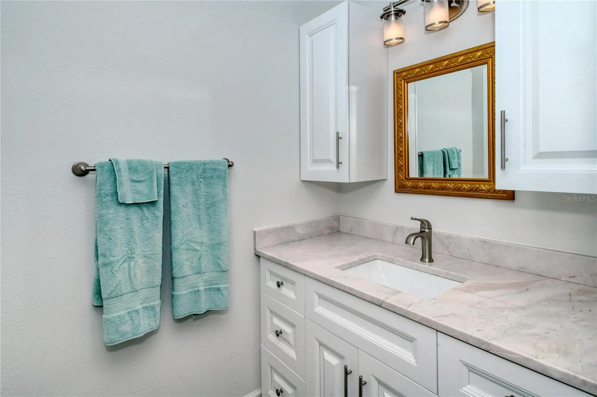 8735 Olde Hickory Avenue Sarasota FL 34238