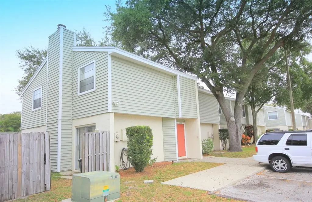 11806 N Armenia Avenue Tampa FL 33612
