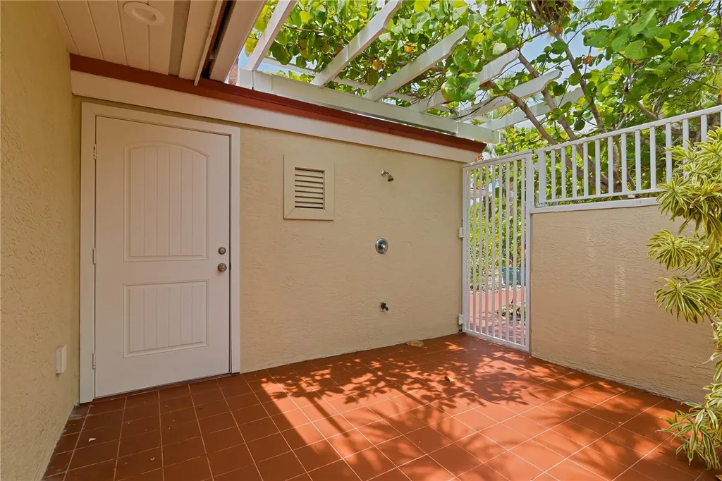 8300 Manasota Key Road Englewood FL 34223