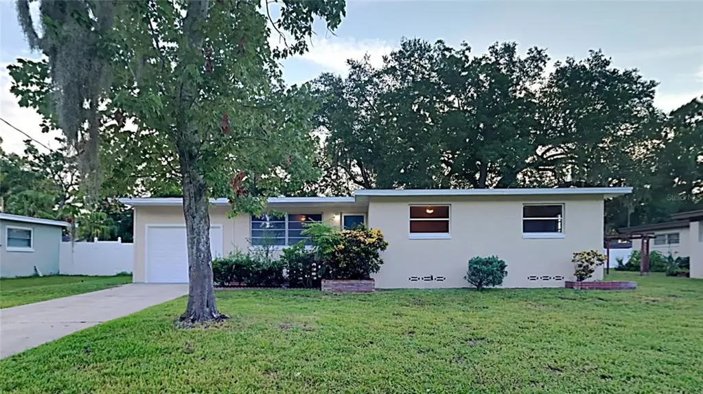2279 Robinhood Trail South Daytona FL 32119