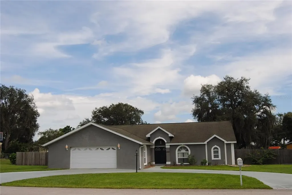 3908 Florida Ranch Boulevard Zephyrhills FL 33541