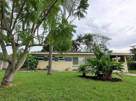 3327 Andrea Street Sarasota FL 34235