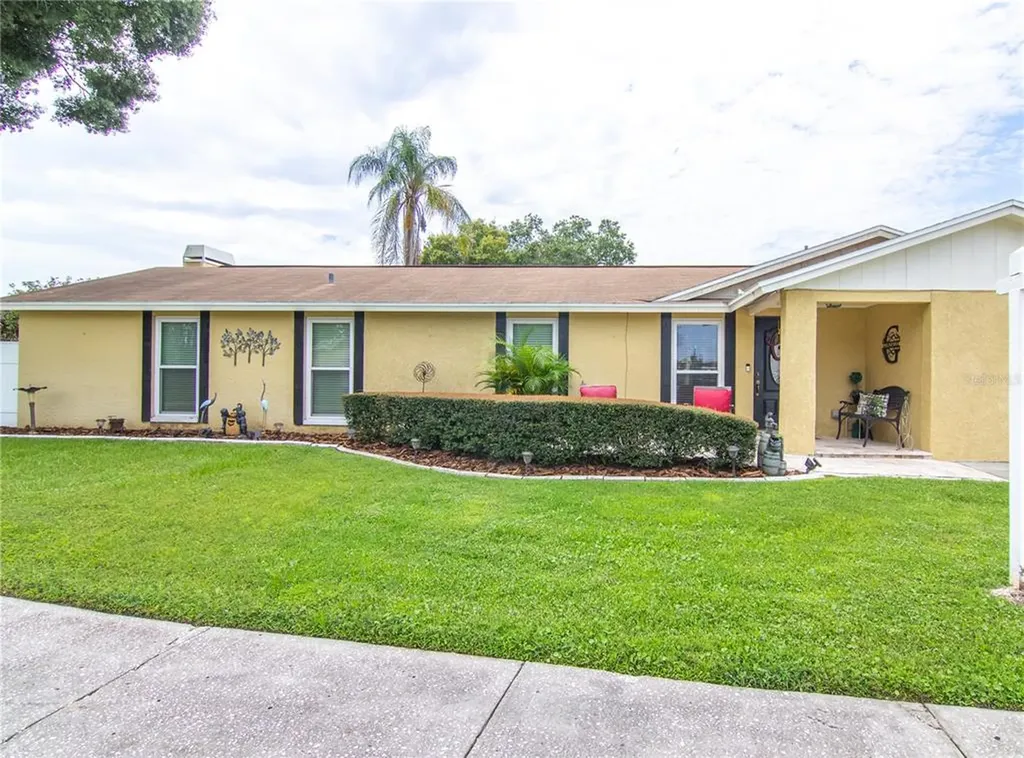9302 Attenbury Drive Tampa FL 33615