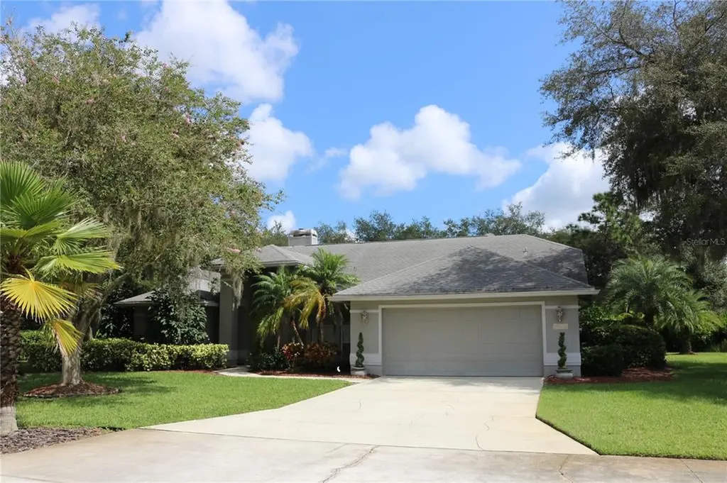 1100 Tequesta Trail Lake Wales FL 33898