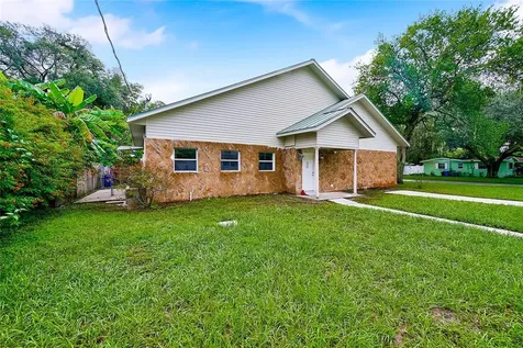 12401 N Oakleaf Avenue Tampa FL 33612