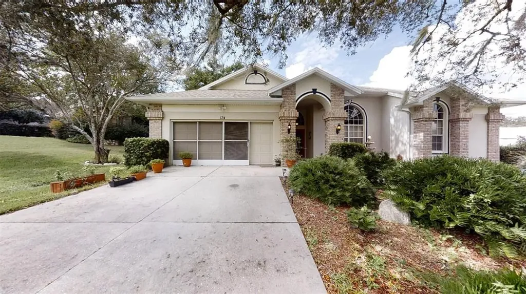 174 N Bluestem Point Lecanto FL 34461