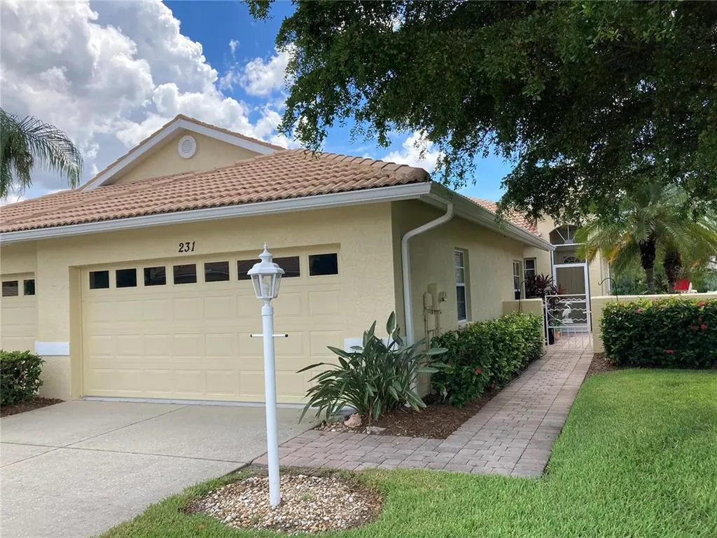 231 Vista Del Lago Way Venice FL 34292