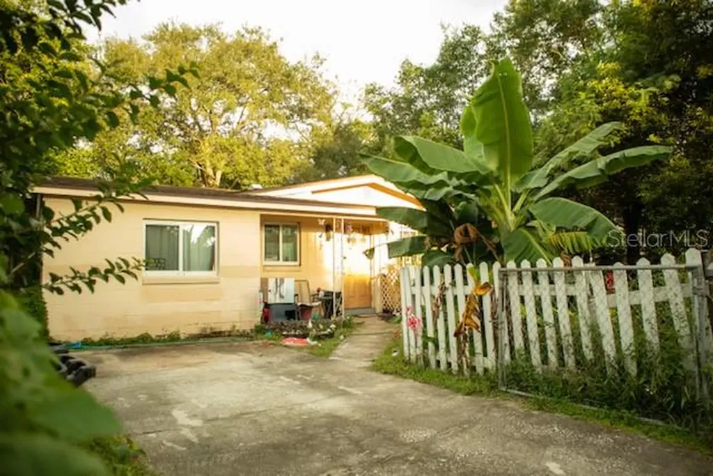 1225 Gail Street Apopka FL 32703