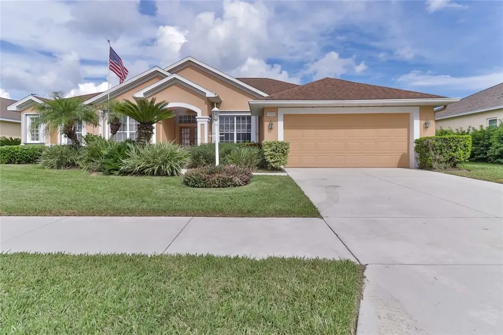 5255 Magnolia Pond Drive Sarasota FL 34233