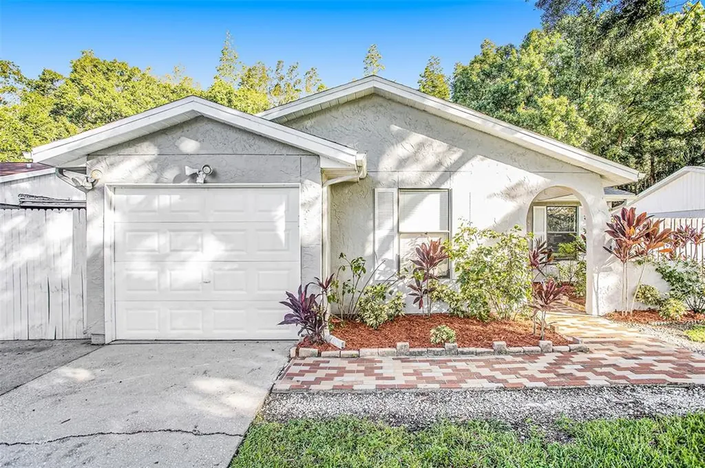 12304 Forest Lane Drive Tampa FL 33624