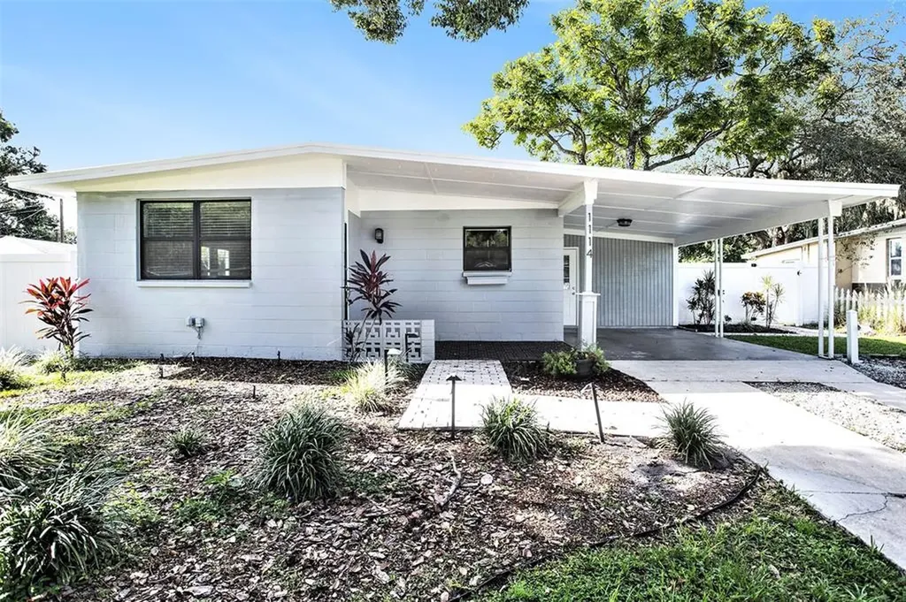1114 Dogwood Avenue Tampa FL 33613