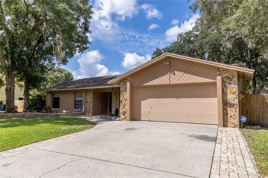 3956 Applegate Circle Brandon FL 33511