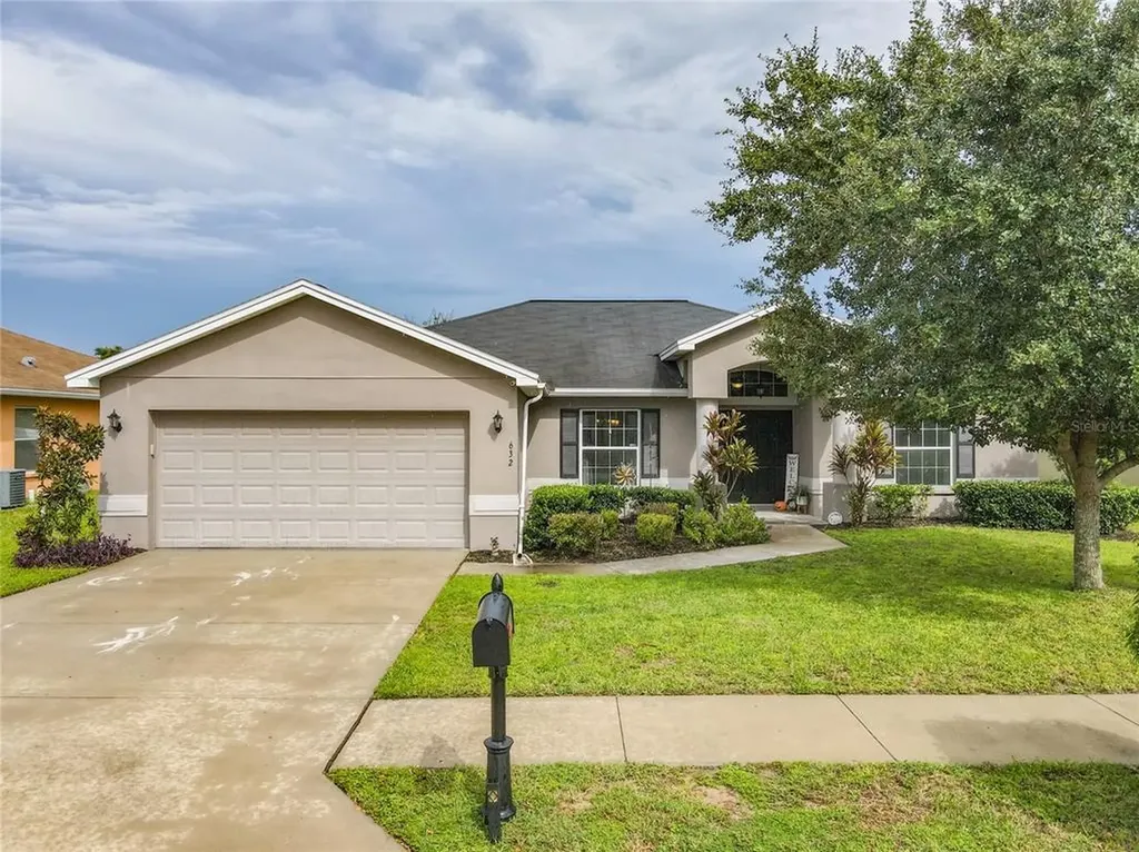 632 Highland Meadows Avenue Davenport FL 33837