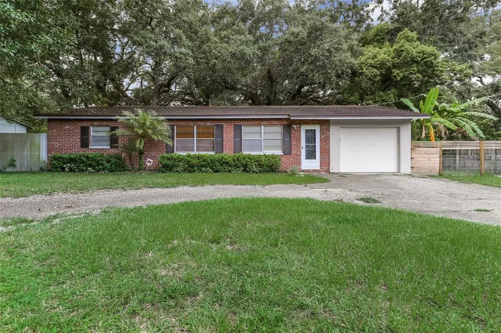 10922 N Boulevard Tampa FL 33612