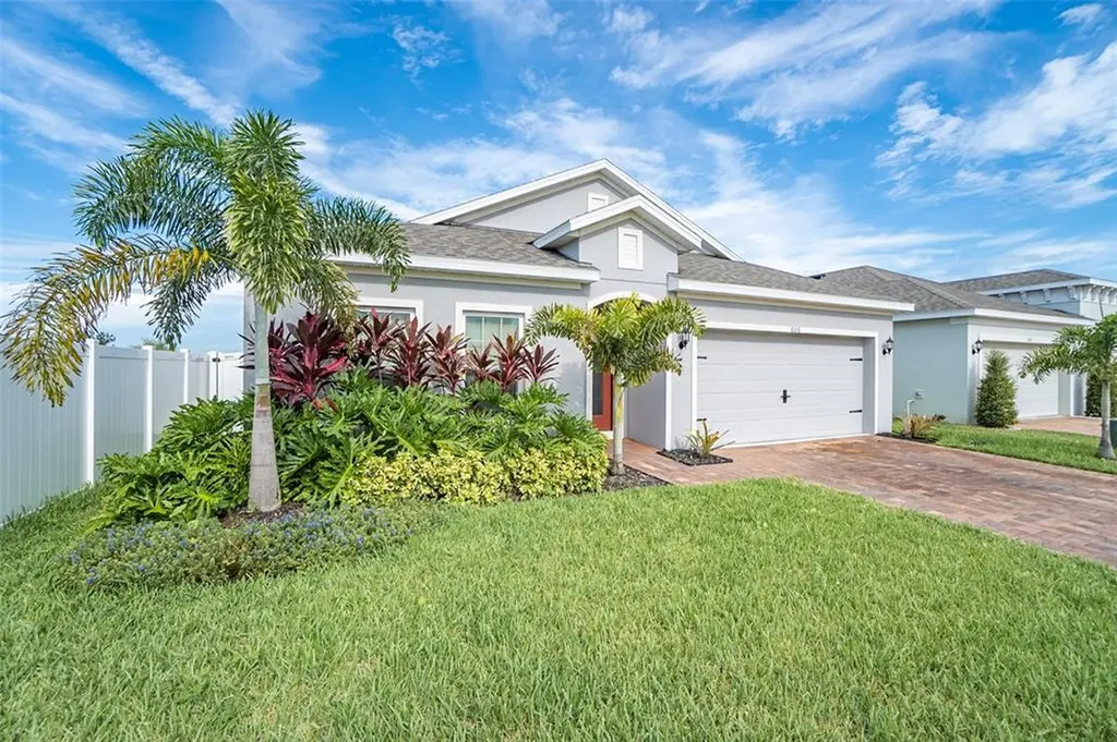 606 Samuel Place Davenport FL 33837