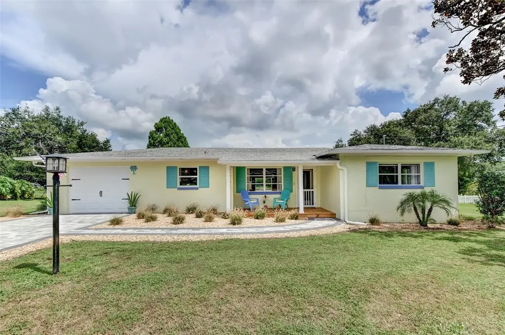 12 Hibiscus Drive Debary FL 32713