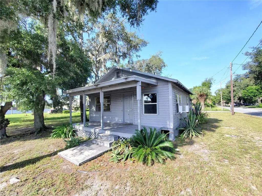 1036 N Missouri Avenue Lakeland FL 33805