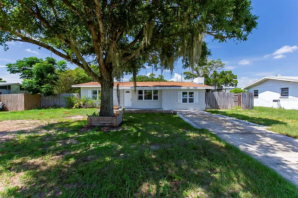 313 Woodham Avenue Frostproof FL 33843
