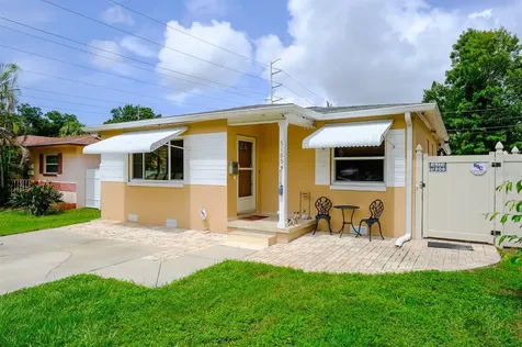 5165 Burlington Avenue N St Petersburg FL 33710