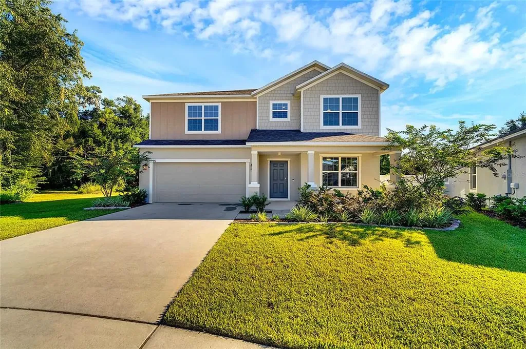 320 E Fiesta Key Loop Deland FL 32720