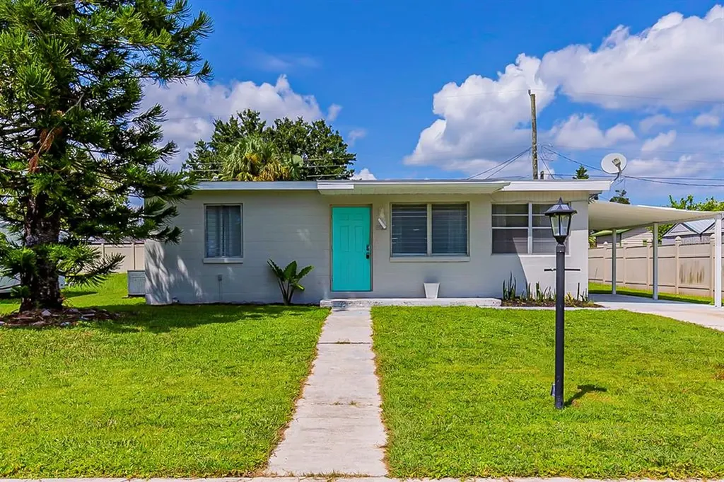 8522 Dorothy Avenue North Port FL 34287
