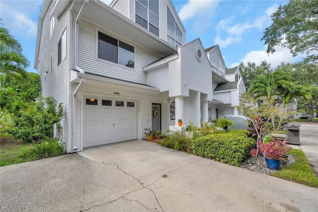9946 Indian Key Trail Seminole FL 33776