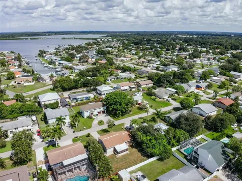 631 48th Street W Palmetto FL 34221