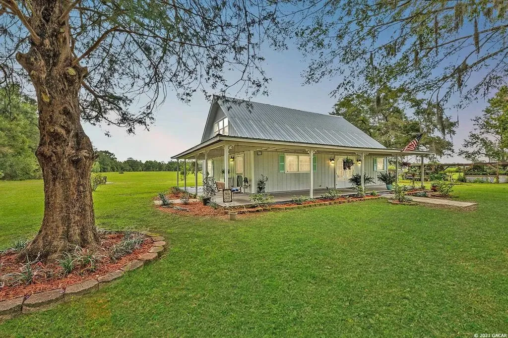 10911 SW 296th Street Newberry FL 32669