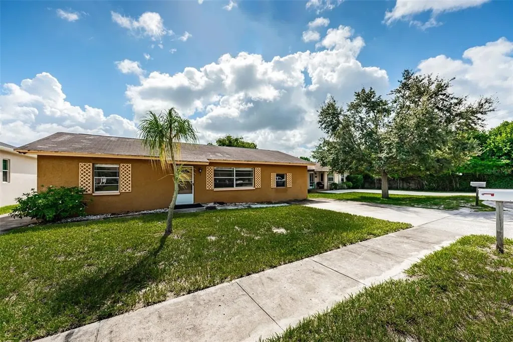 521 Virginia Lane Clearwater FL 33764