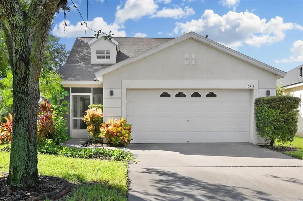6114 Skylarkcrest Drive Lithia FL 33547