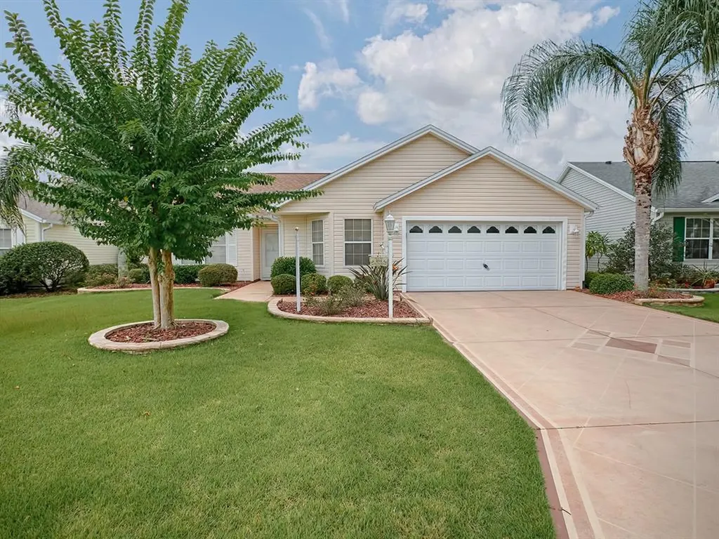 494 Cokesbury Drive The Villages FL 32162