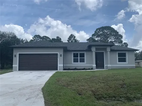 4340 Heyward Street North Port FL 34291