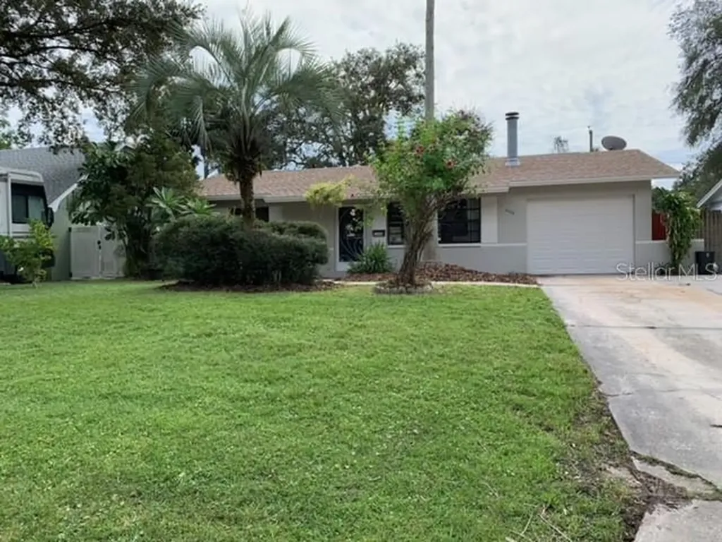 2596 64th Place N St Petersburg FL 33702