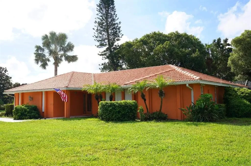386 Eden Drive Englewood FL 34223