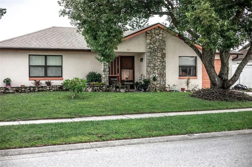 904 Alaska Woods Lane Orlando FL 32824