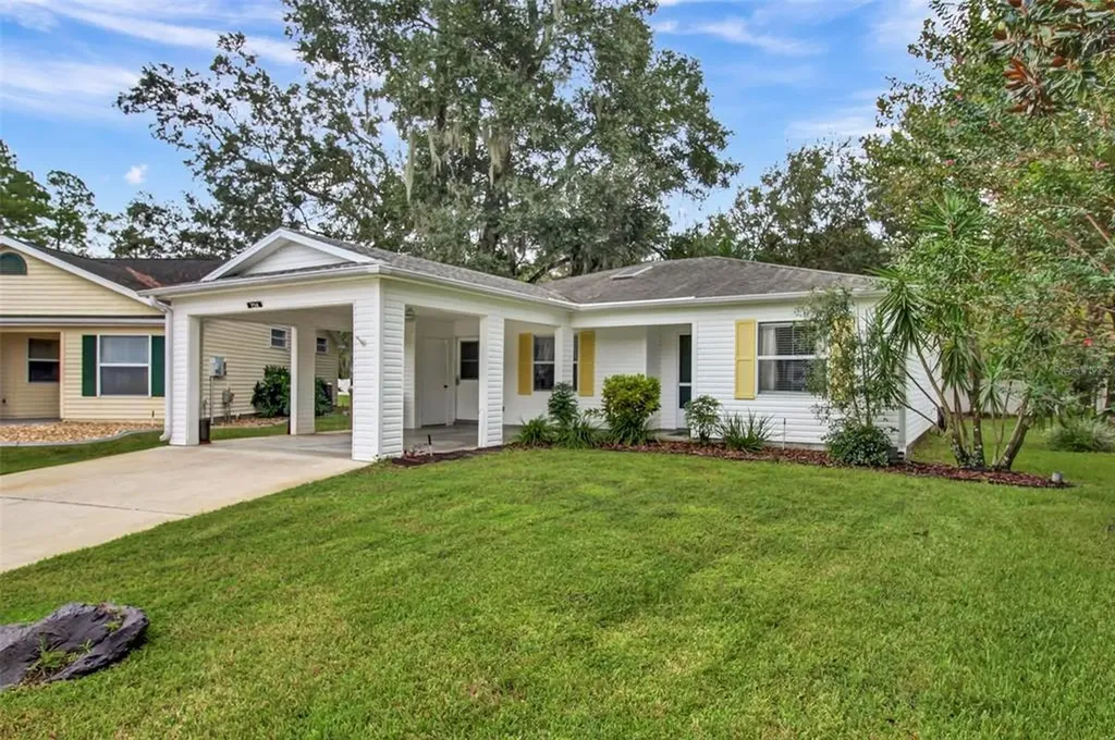 724 Glen Oaks Drive Leesburg FL 34748