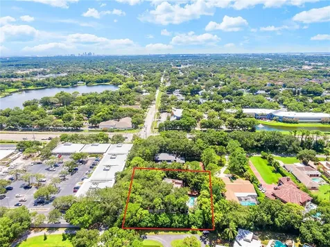 9512 Windsong Lane Tampa FL 33618