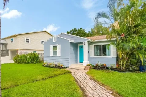 833 61st Avenue NE St Petersburg FL 33703