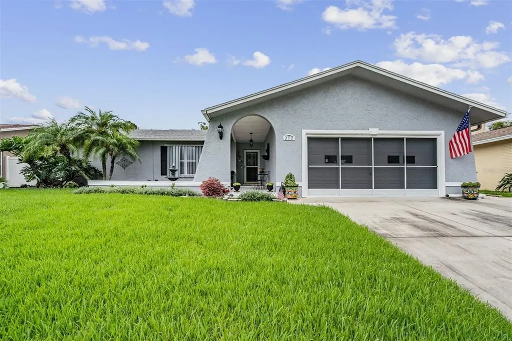 2119 Swan Lane Safety Harbor FL 34695
