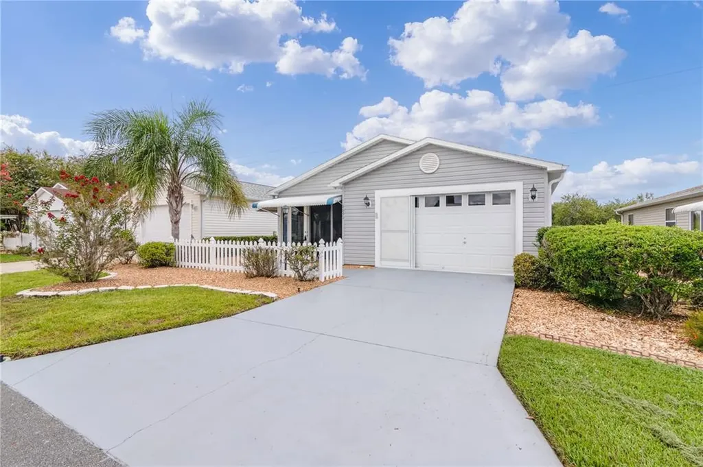 1651 Campos Drive The Villages FL 32162